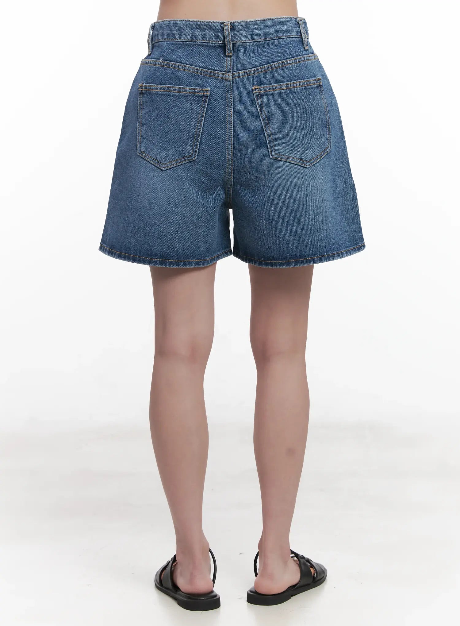Relaxed-Fit Jorts CU523