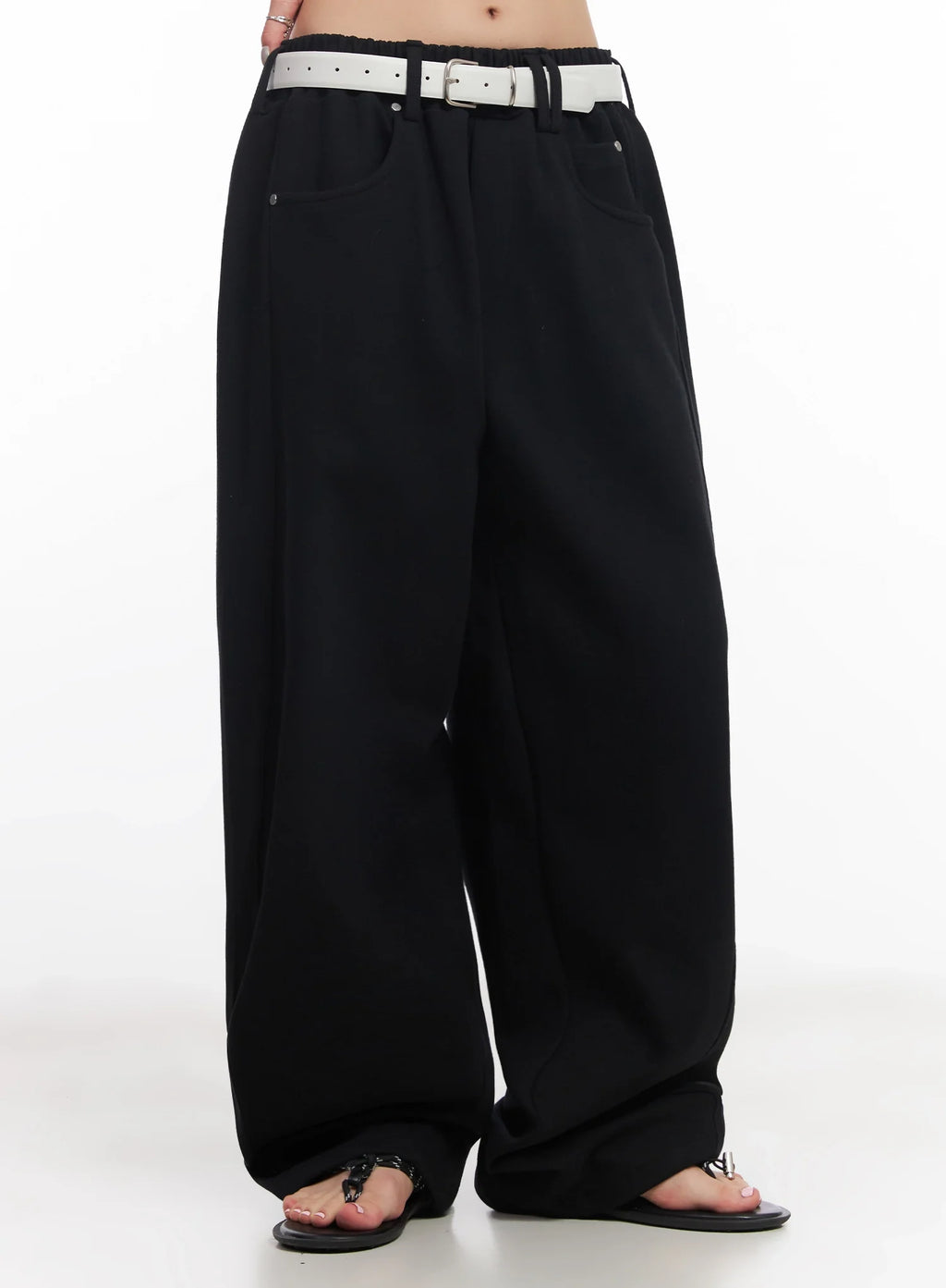 Chaeryeong Belted Wide-Leg Sweatpants IC503