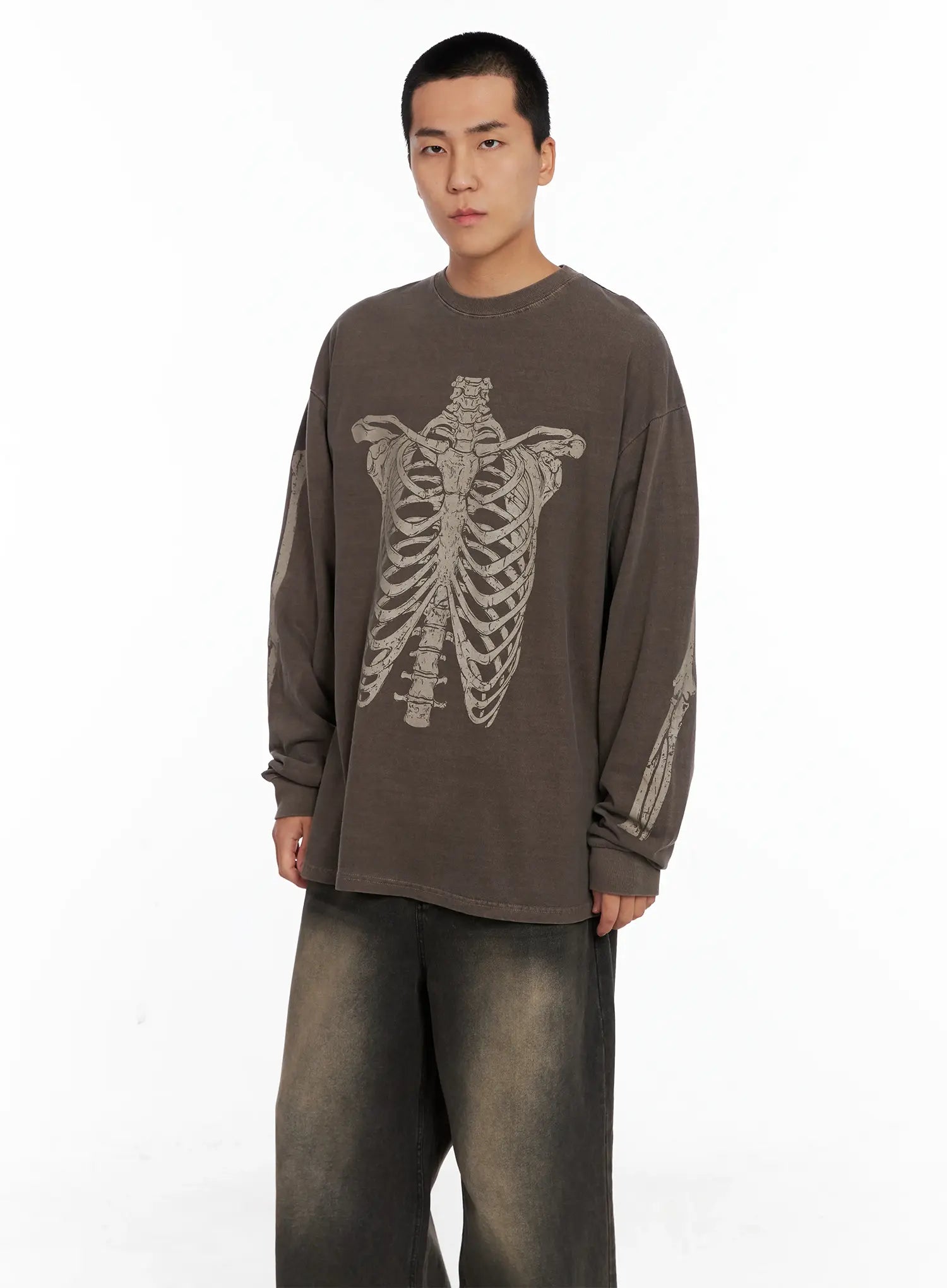 Men's Pigment Graphic Long Sleeve Tee IS502