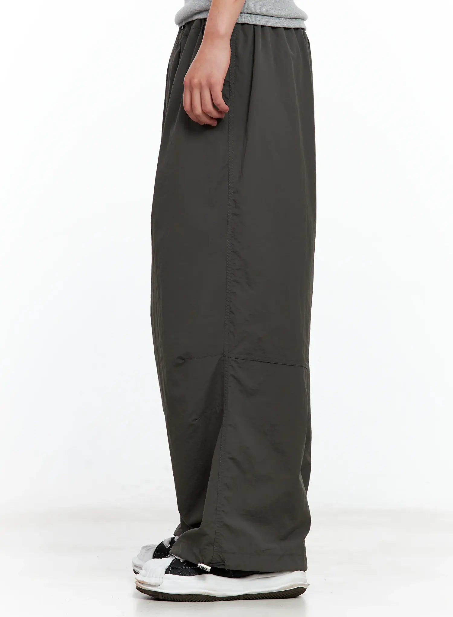 Men's Seam Detail Balloon-Fit Drawstring Pants IL511