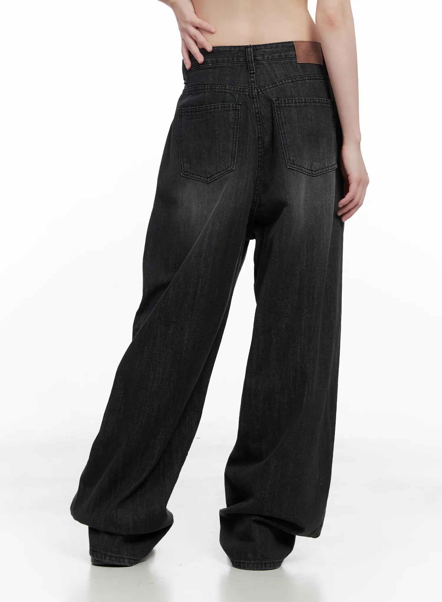 Elen Pintuck Baggy Jeans CG519