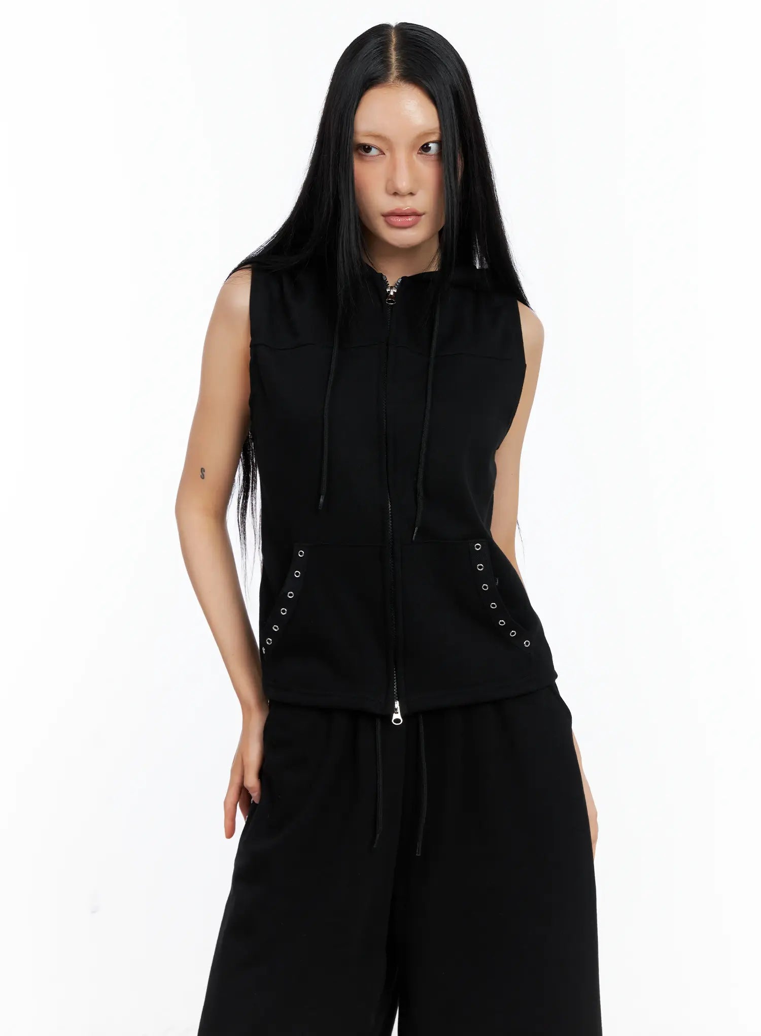 Eyelet Hooded Vest Zip-Up CL529