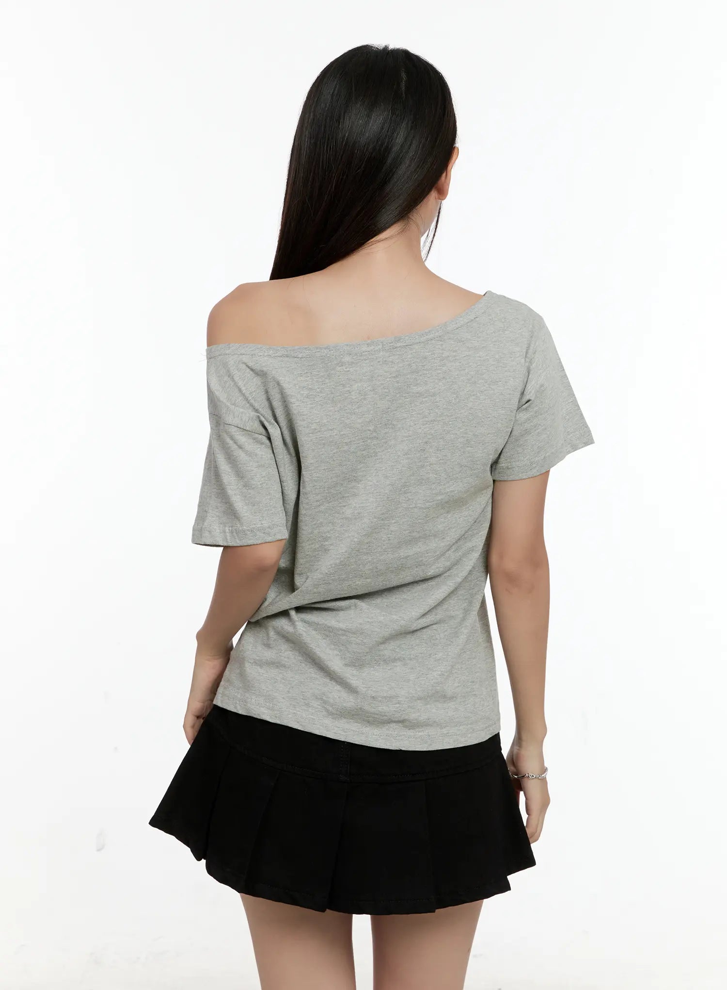Casual Off-Shoulder Tee CG501