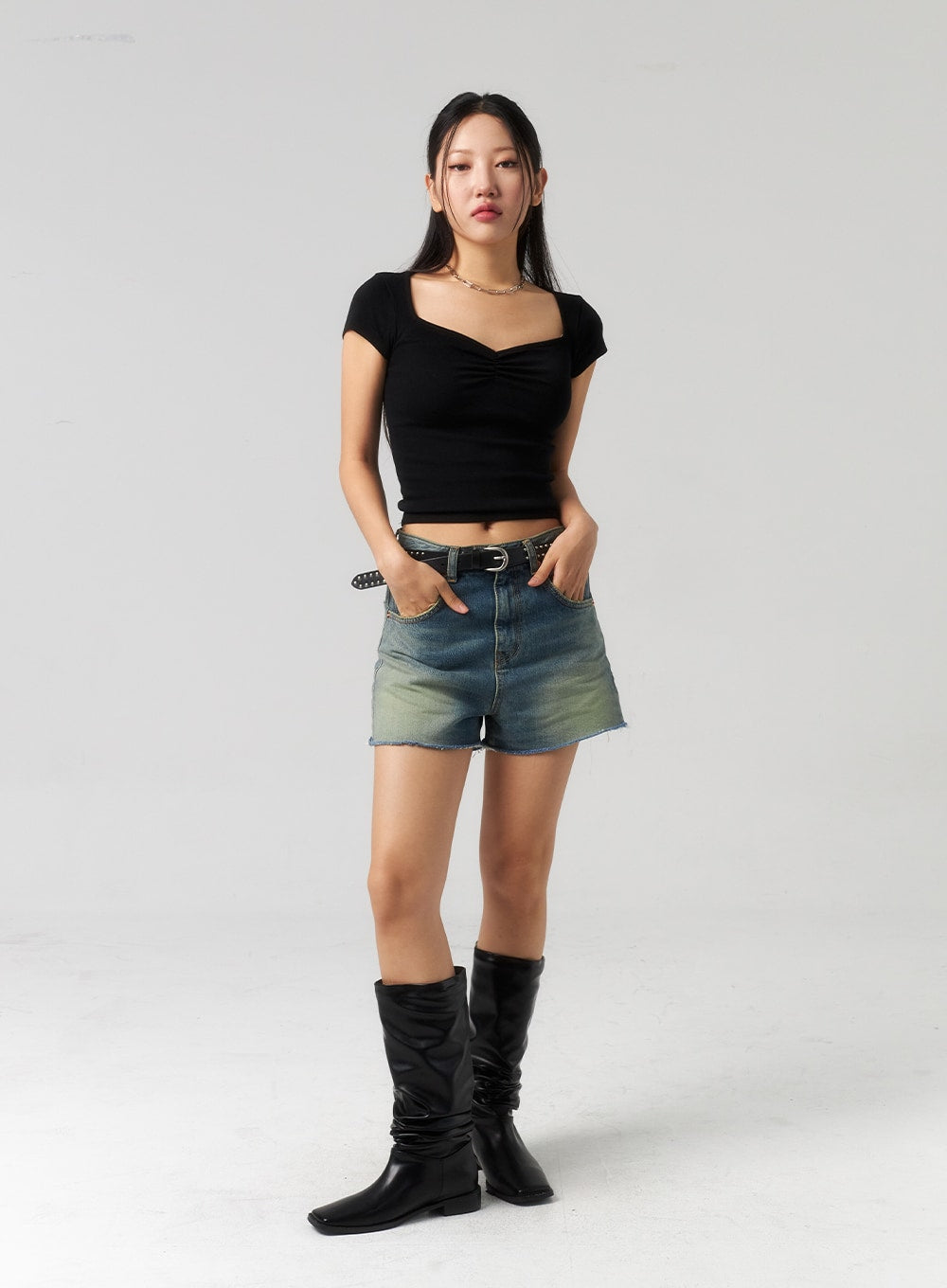 Mid-Wash Denim Shorts CU327