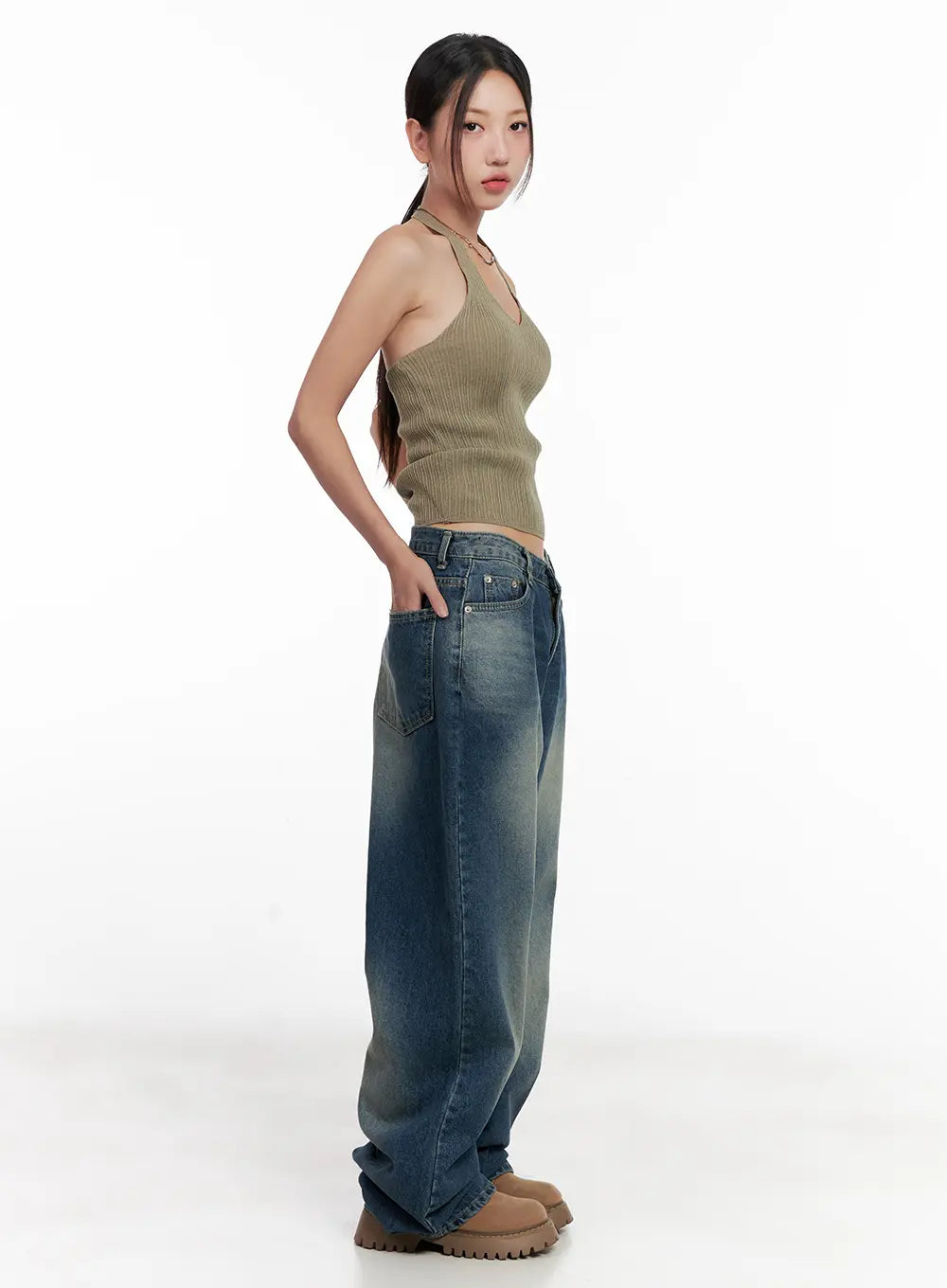 Daeun Washed Wide-Leg Denim Jeans CL521