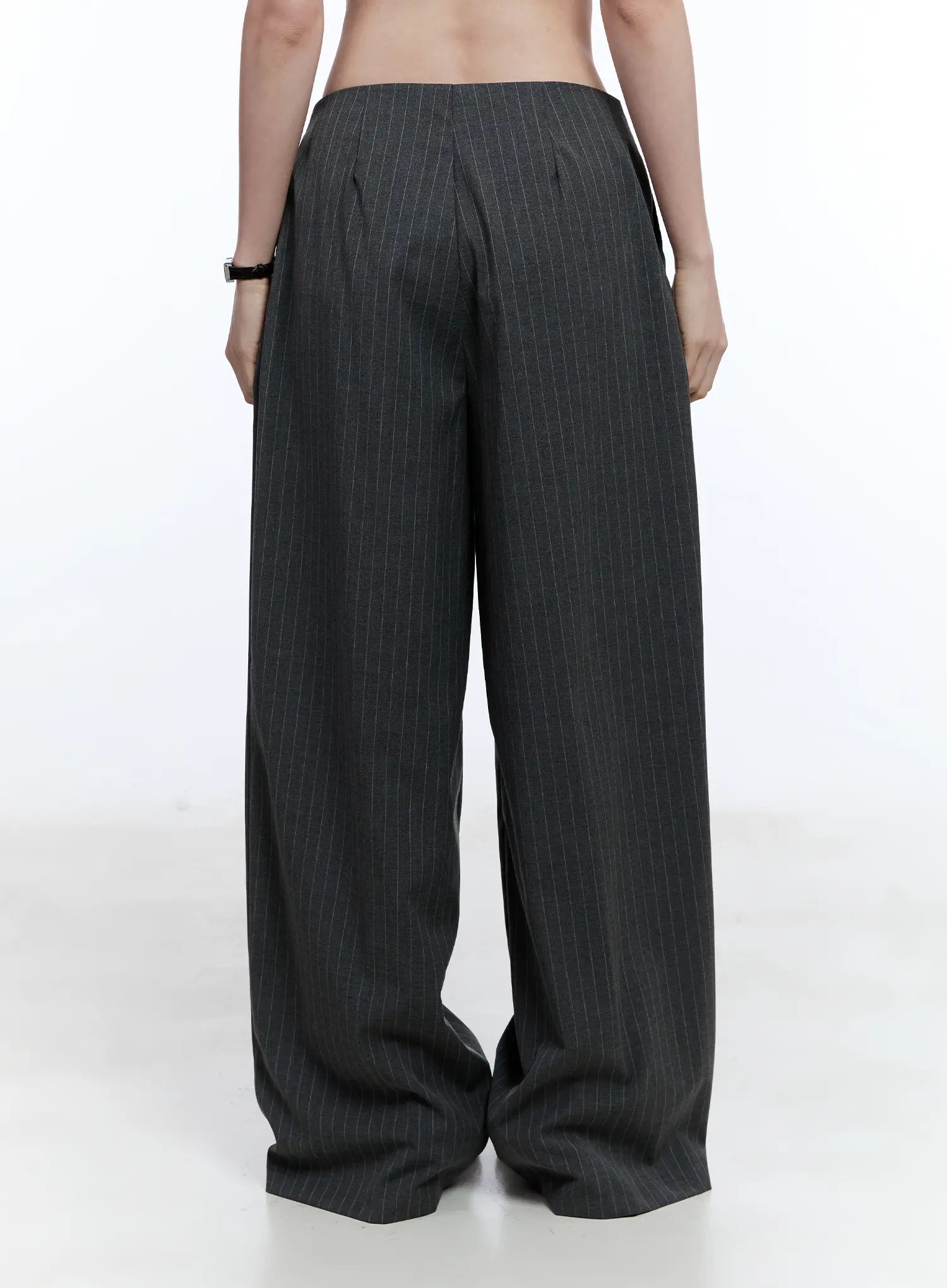 Wide-Leg Pinstripe Pants CU513