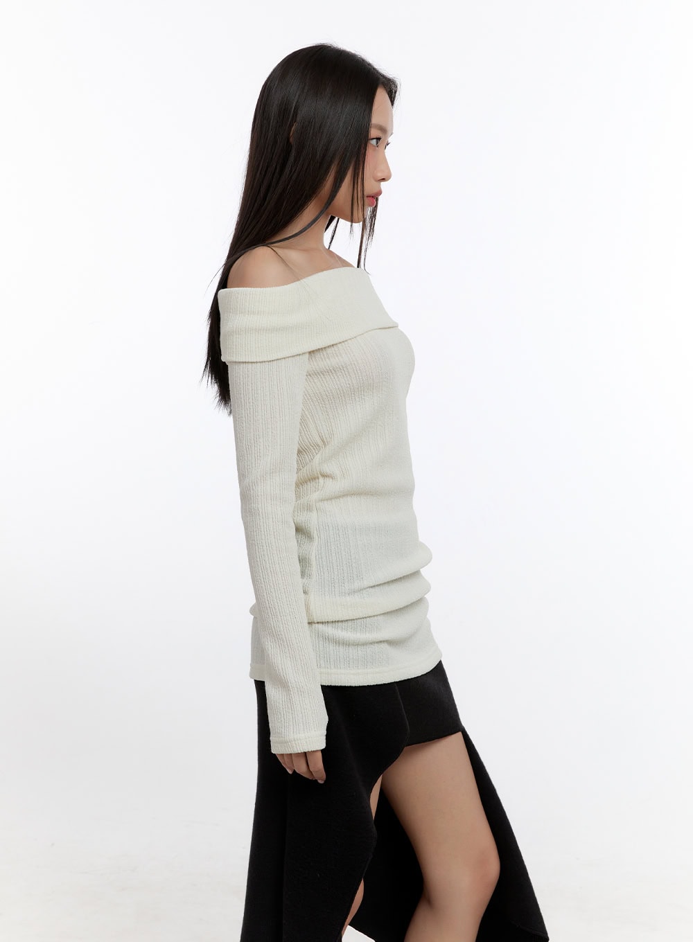 Dazzling Off Shoulder Top CN420