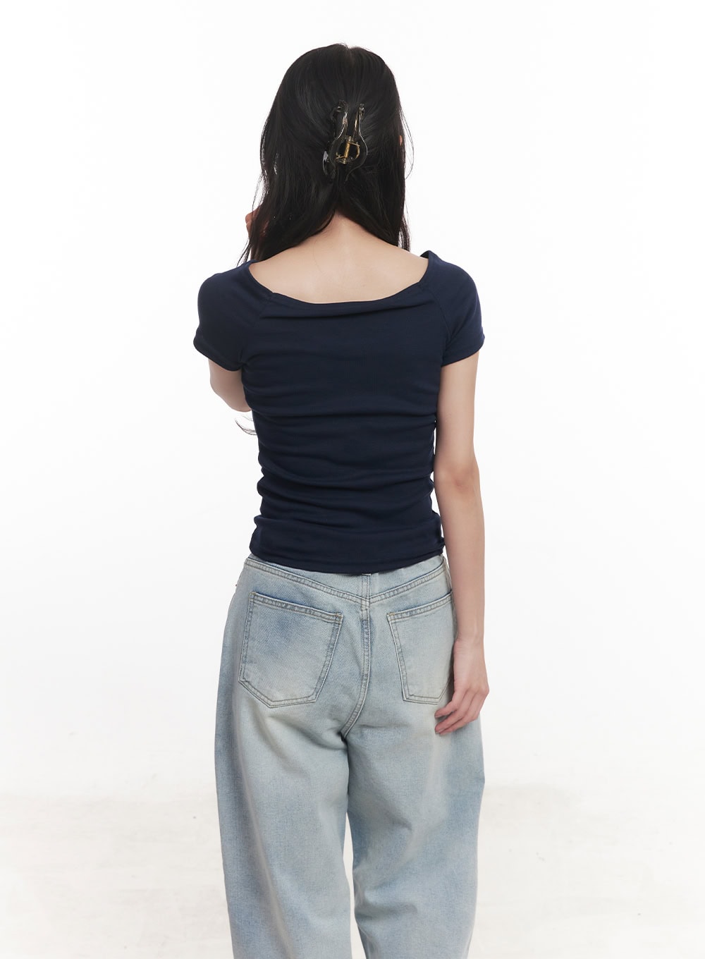 Off-Shoulder Cropped T-Shirt CA510