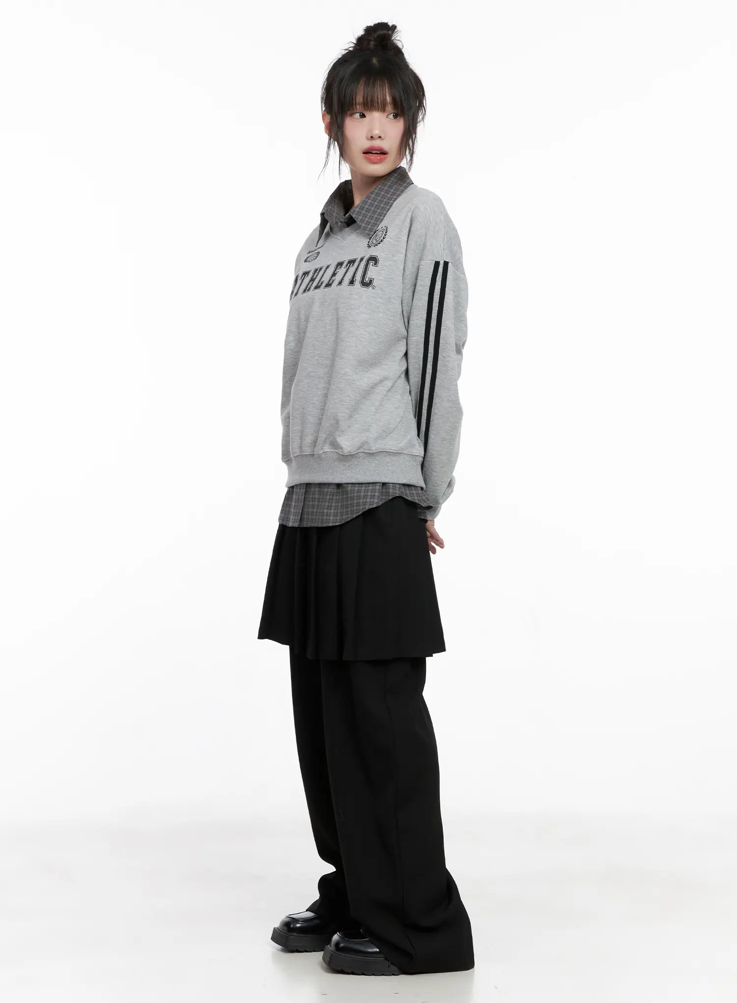 Athletic V-Neck Sweatshirt CG515