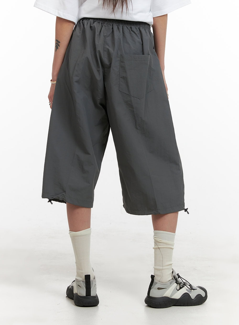 String-Banded Nylon Pants CA430