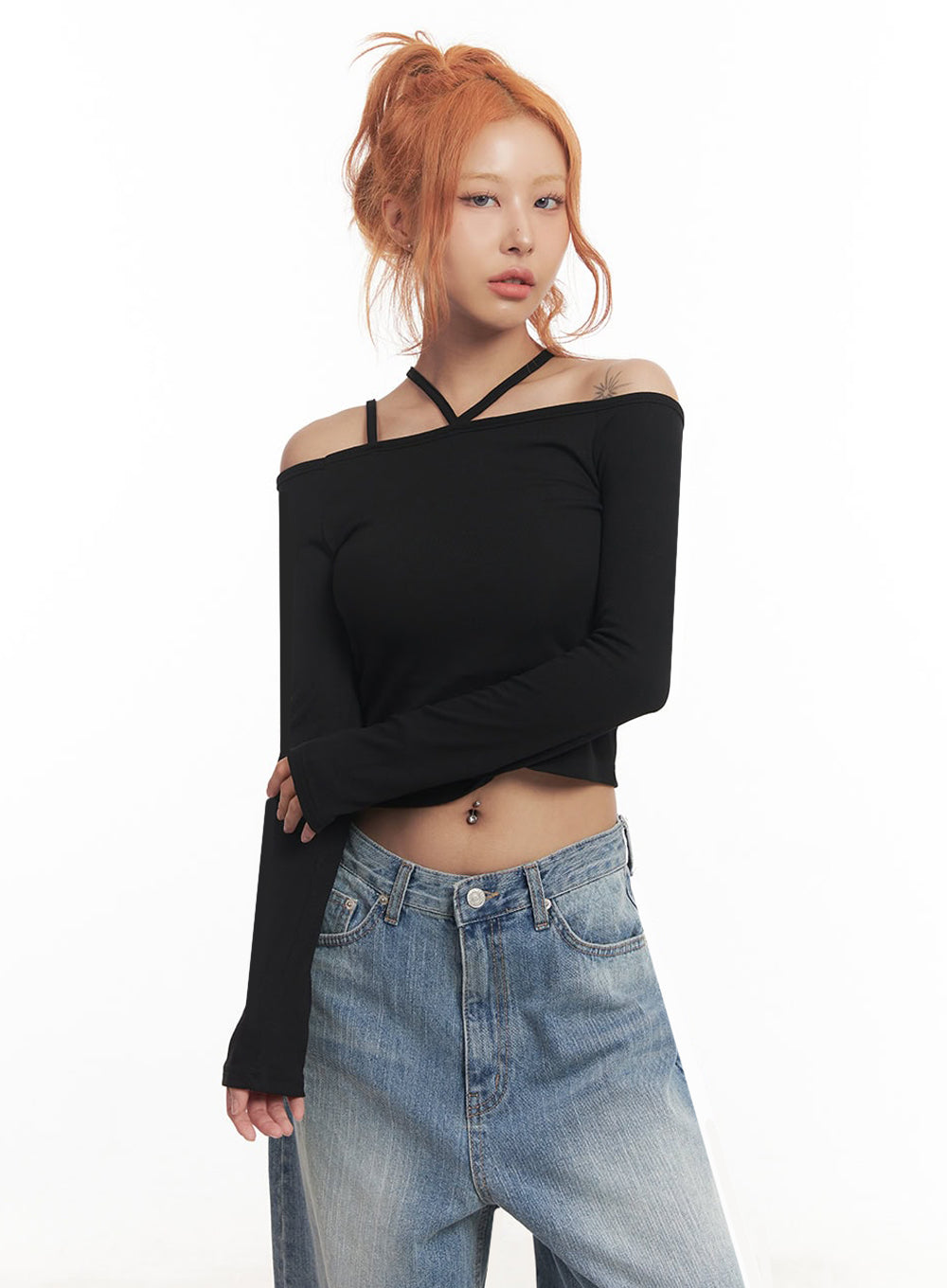 Strap Off-Shoulder Long-Sleeve Crop Top IA517
