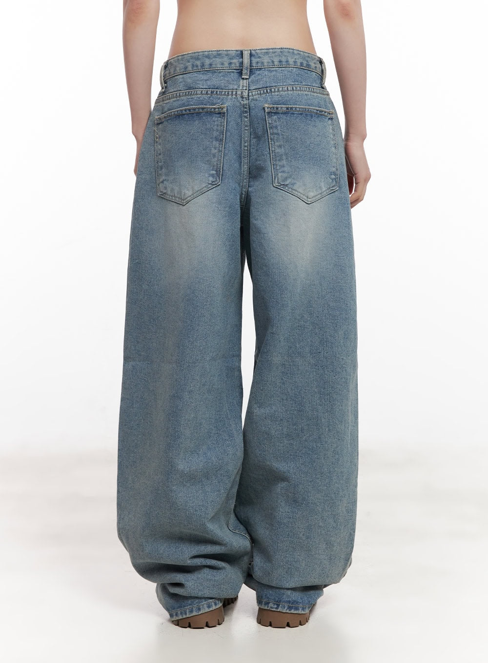 Hattie Distressed Wide-Leg Jeans CY520