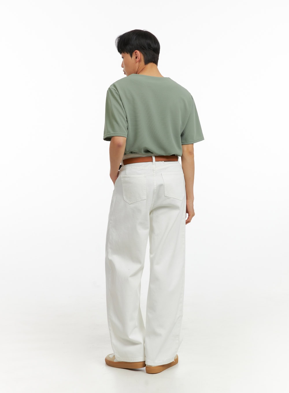 Men's Solid V-Neck T-Shirt IU414