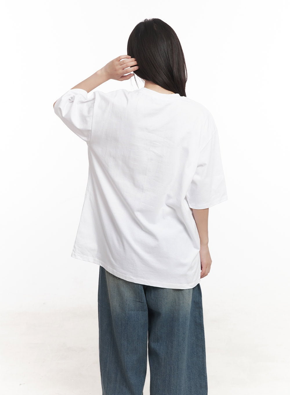 Relaxed Fit Graphic Tee CA525