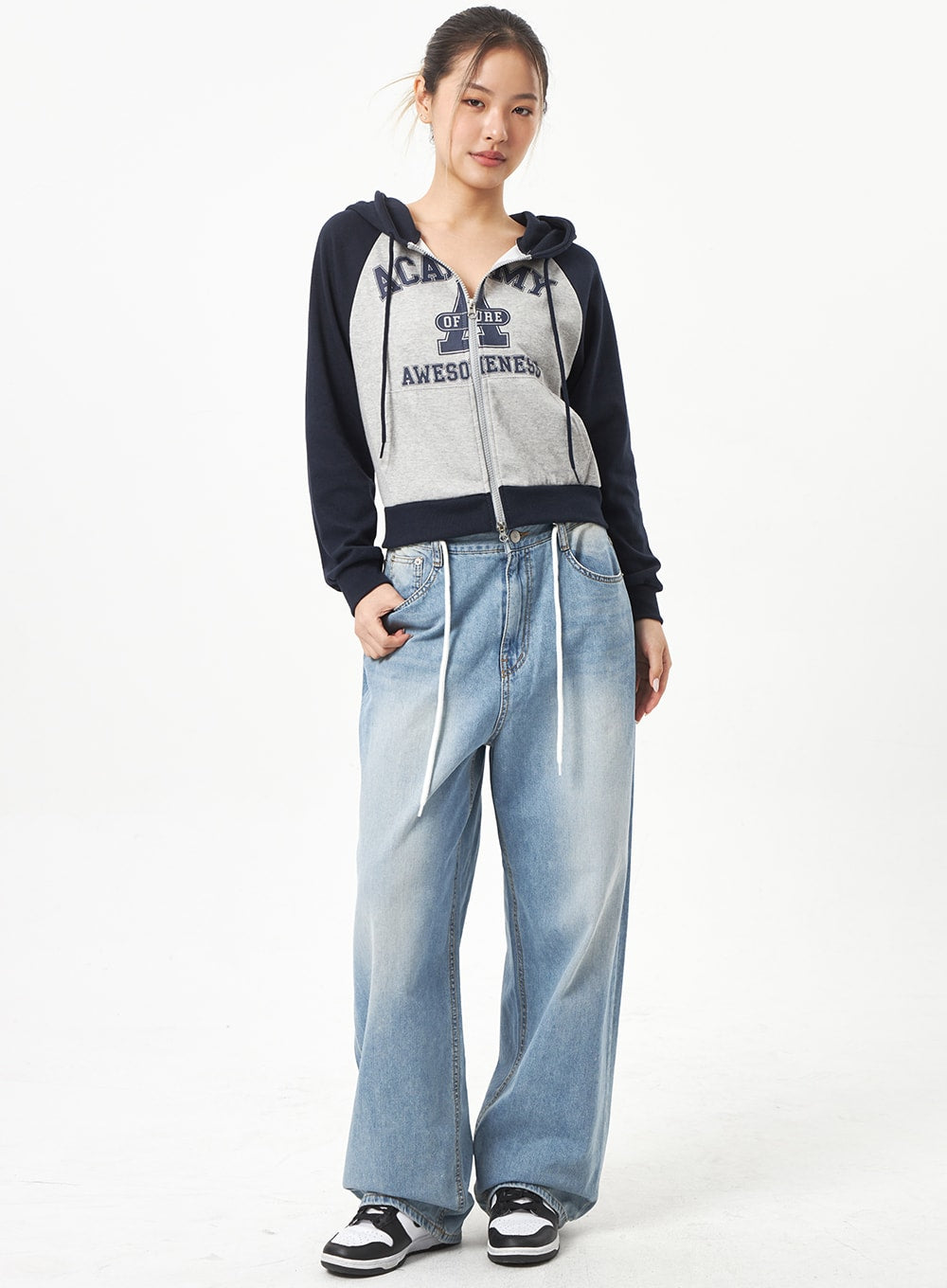 Graphic Zip-Up Hoodie CA318