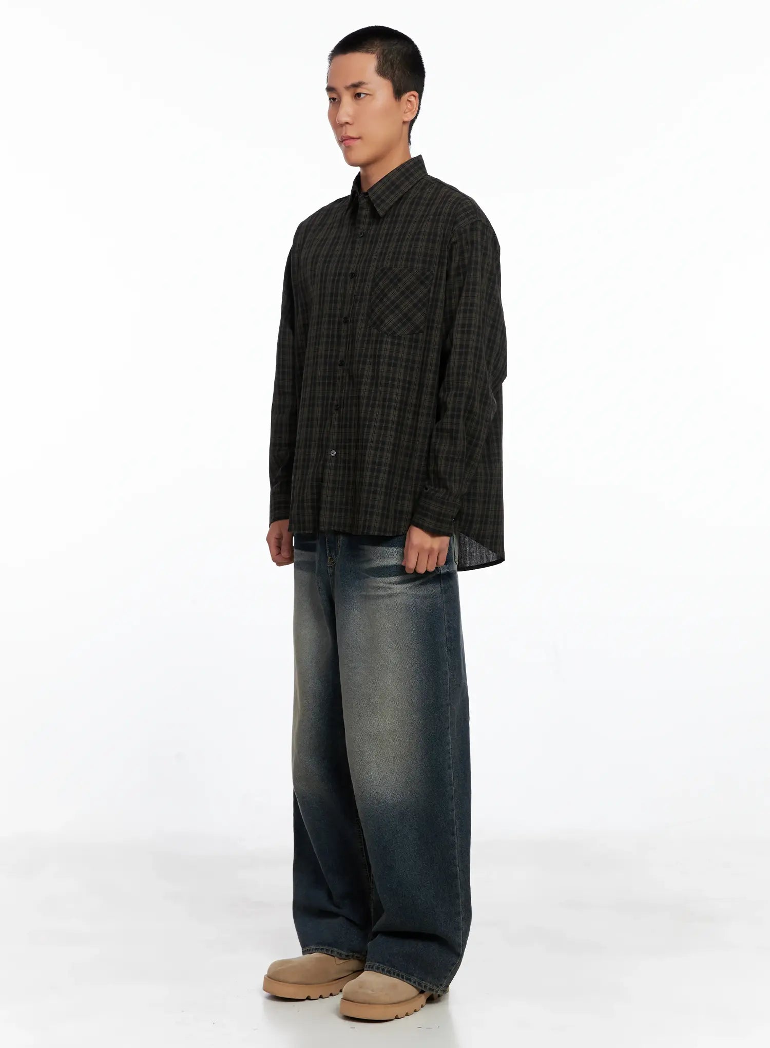 Men's Faded Wide-Leg Jeans IS510