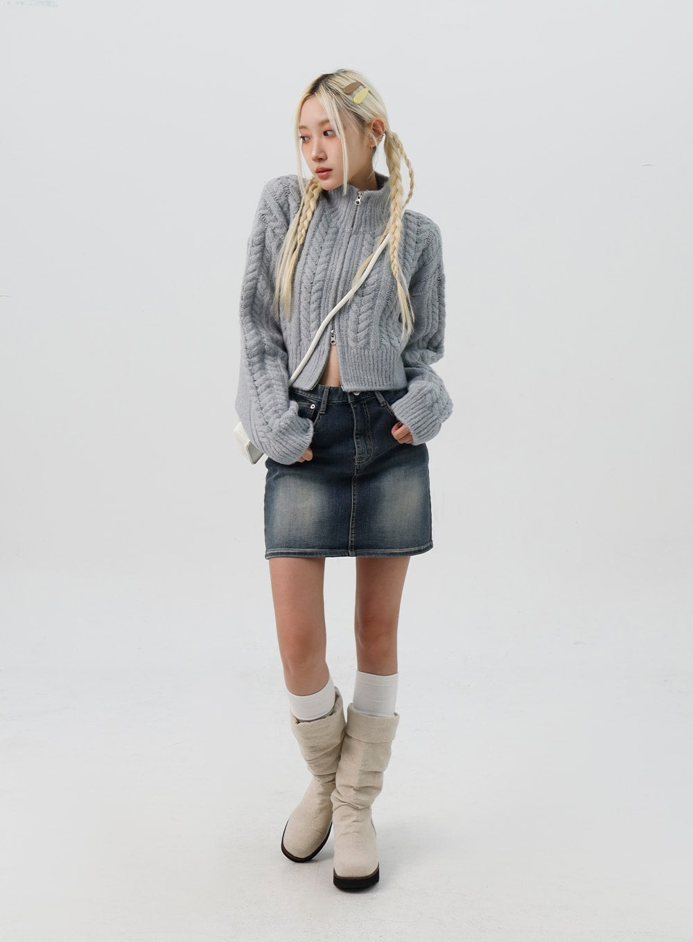 Cable Knit Zip-Up Sweater IS311