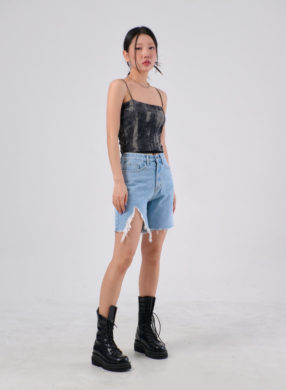 Ripped Denim Bermuda Shorts IA305