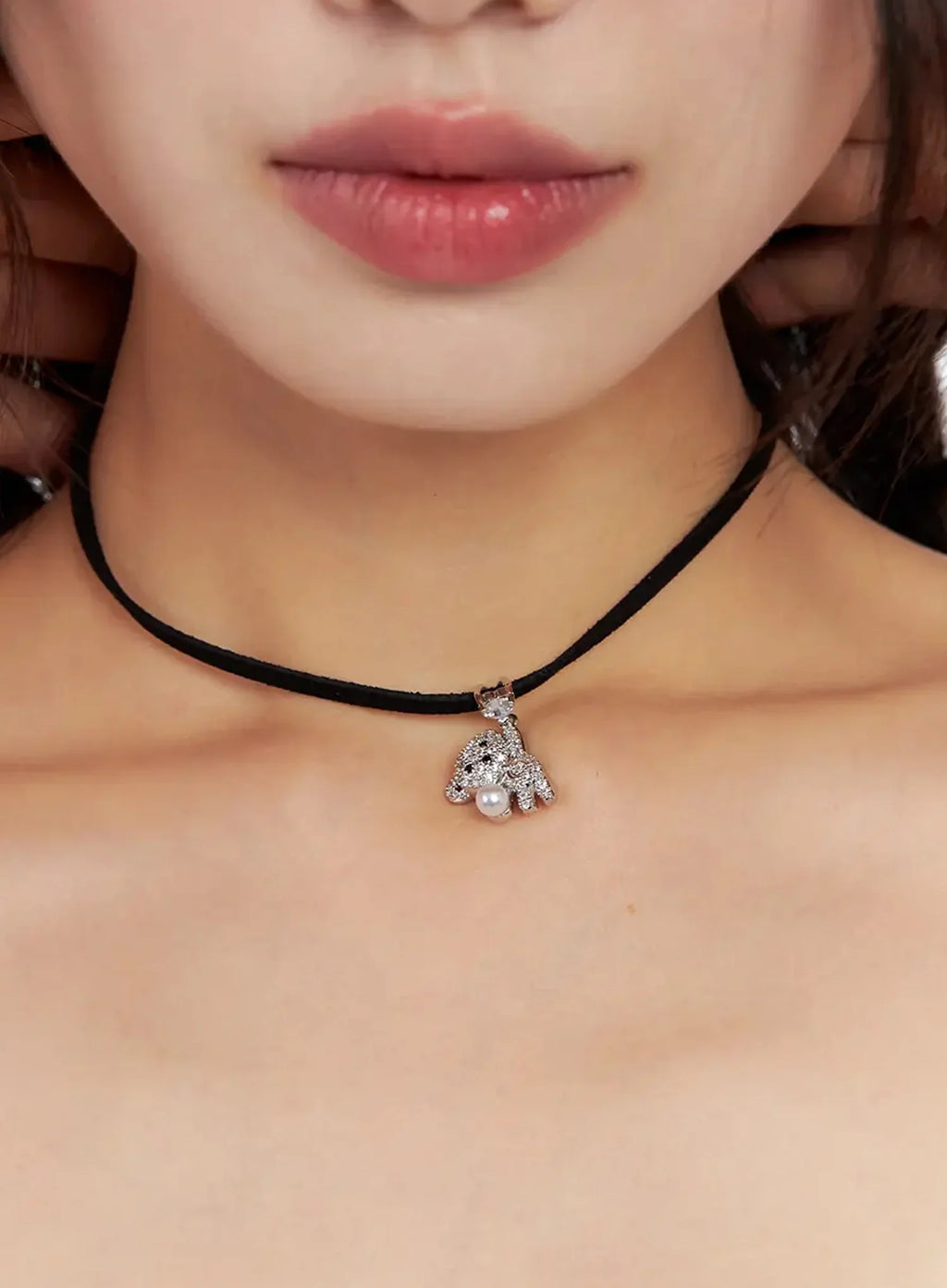 ACC Onkapo Teddy with a Ball Black Cord Necklace IG507