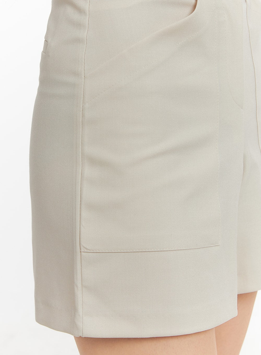 Solid Loose Fit Shorts OA429