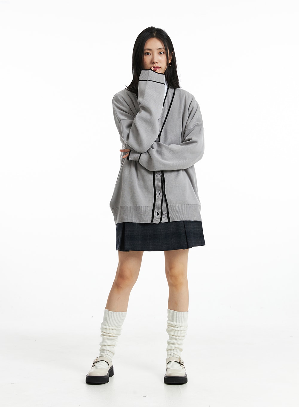 V-Neck Loose Fit Long Sleeve Cardigan OO323