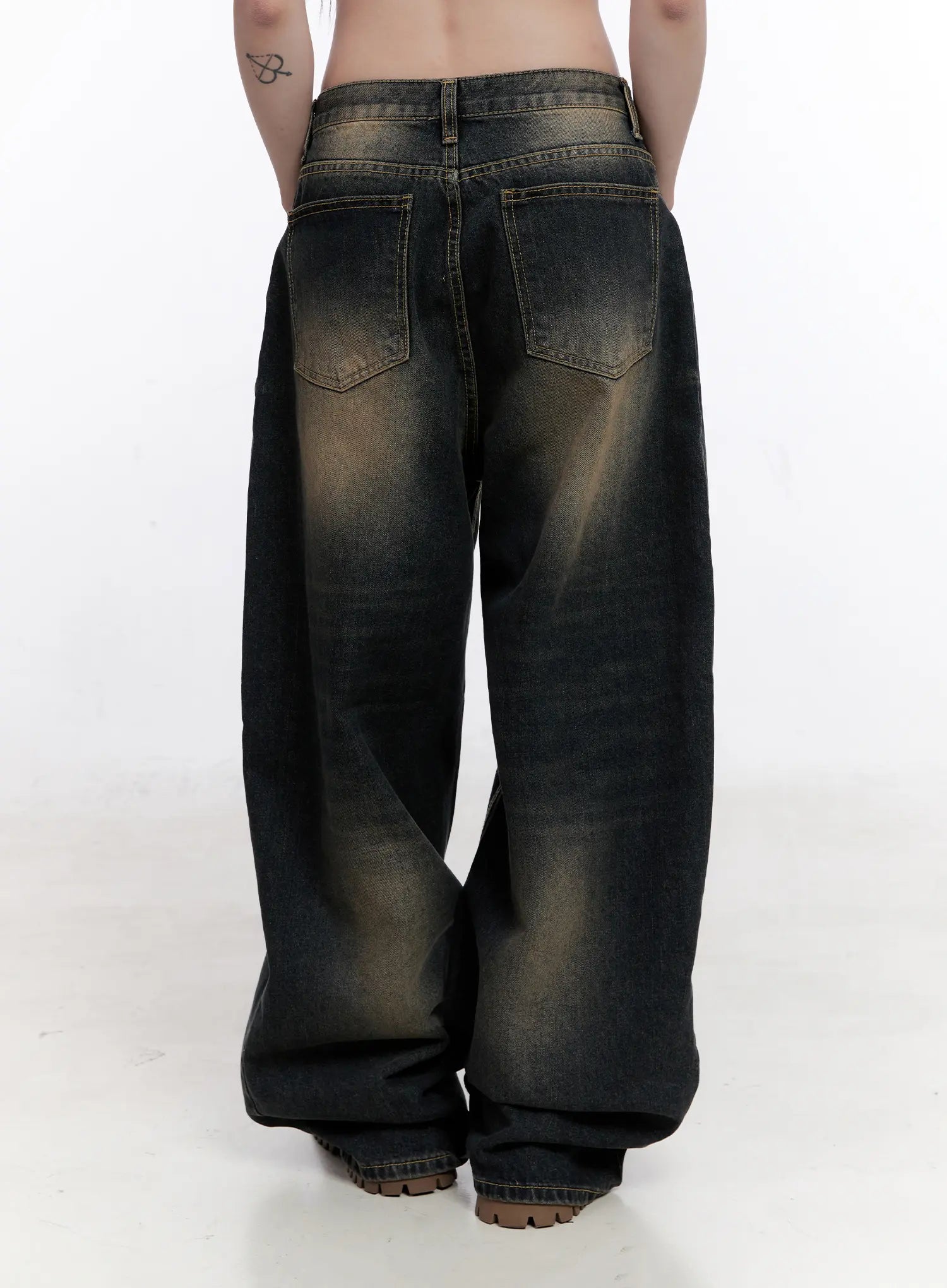Sylvia Vintage Washed Baggy Jeans CO501