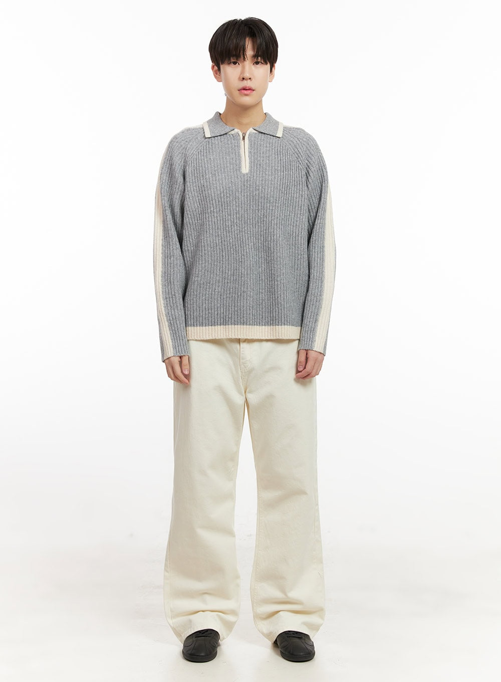 Men's Cotton Wide-Fit Trousers (Light beige) IJ517