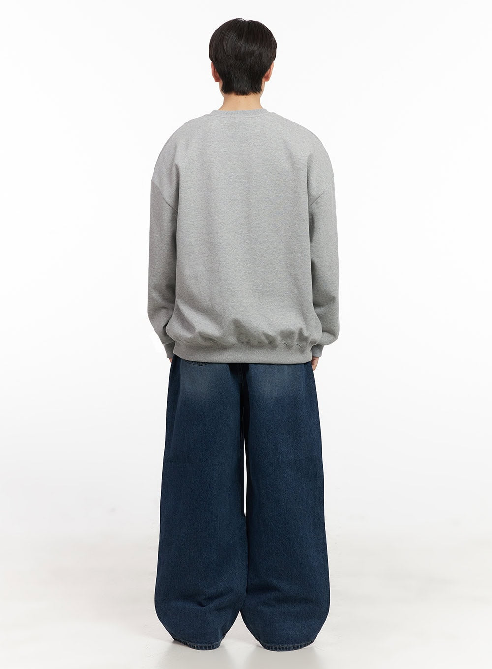 Men's Oversized 9 Graphic Crew Neck IJ517