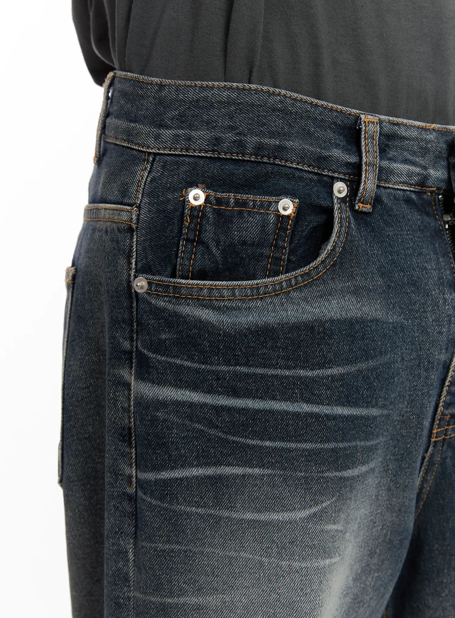 Men's Washed Wide-Leg Jeans IL518