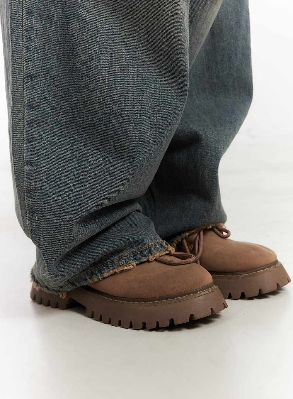 Rachael Distressed Wide-Leg Jeans CA514