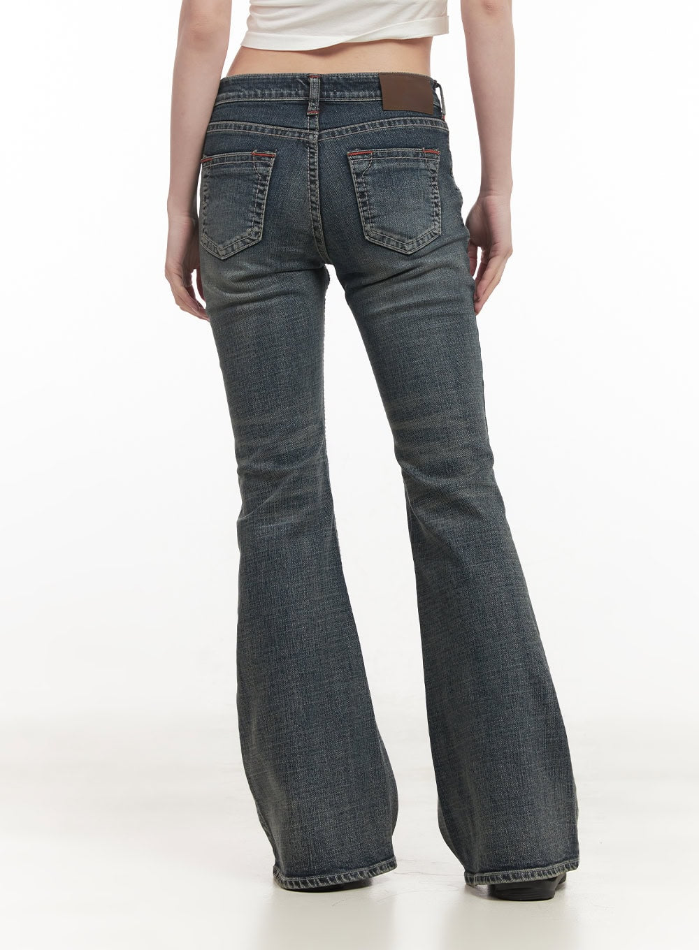 Elisa Stitched Low-Rise Flared Jeans CF514