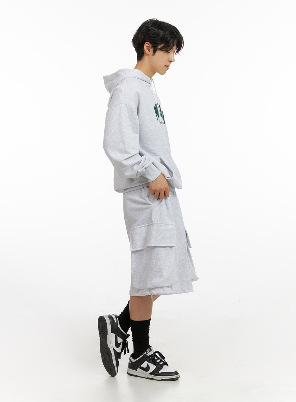 Men's Cargo Sweatshorts (Light Gray) IG409