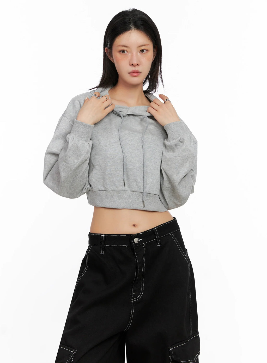 Cropped Essential Hoodie IS515