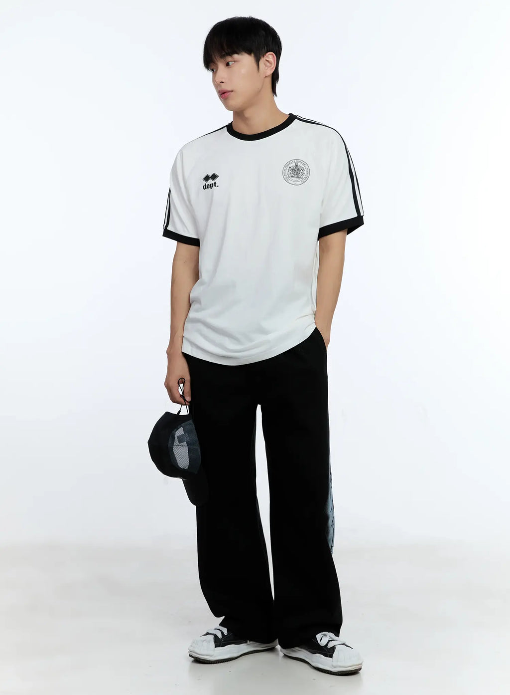 Men's Minimalist Graphic Cotton Tee IG515