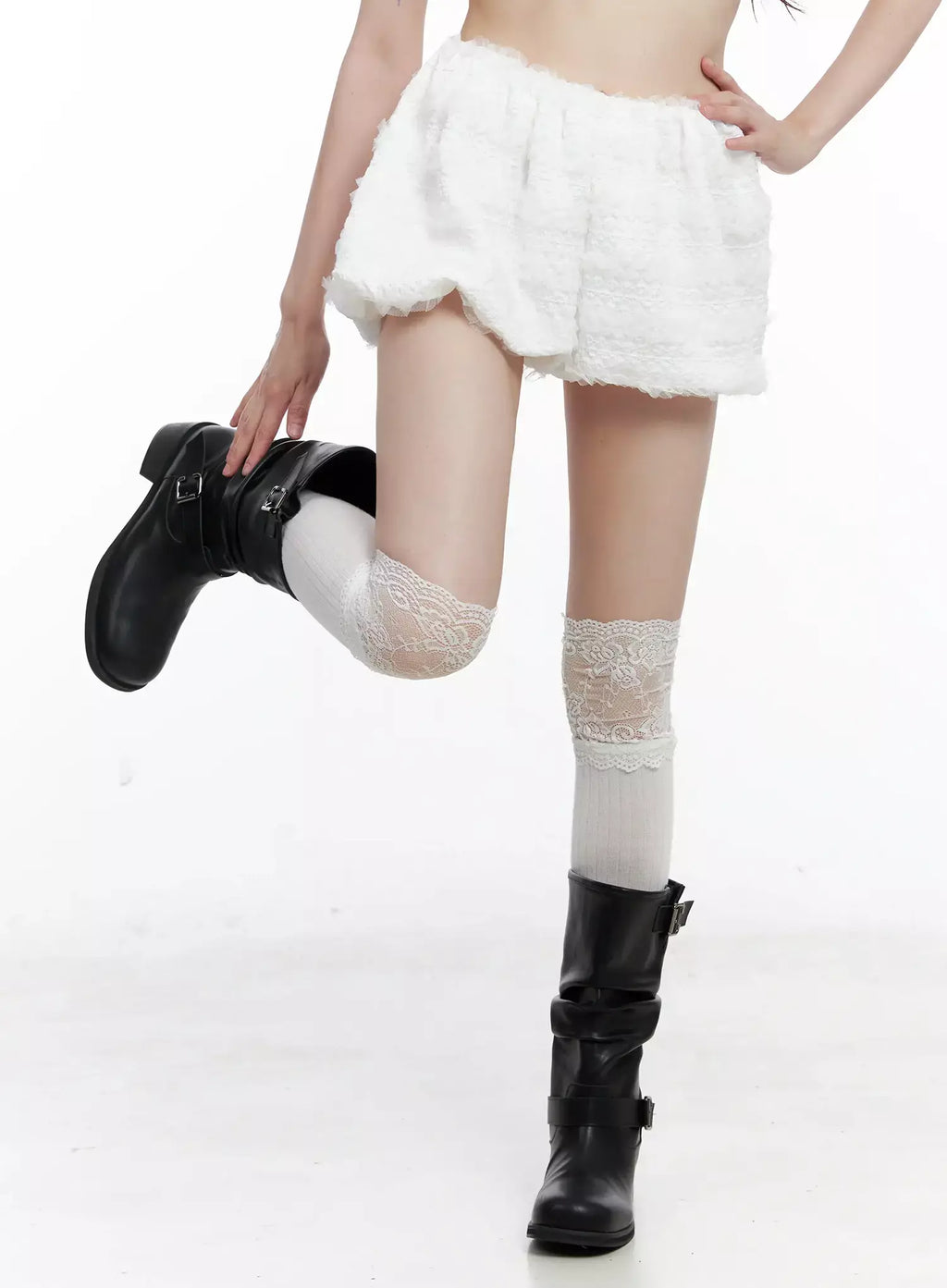 Textured Lace Puff Shorts IL528