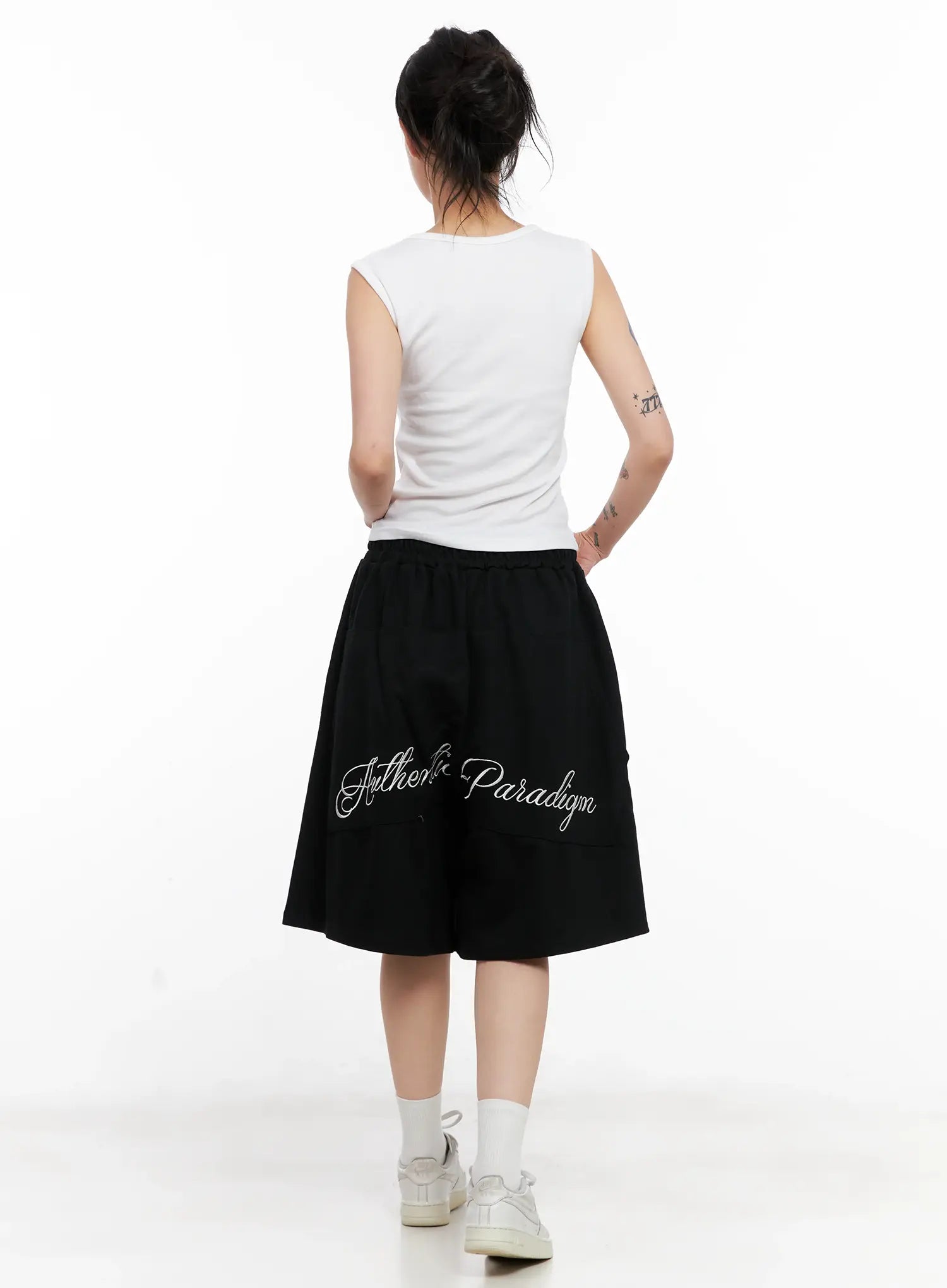 Graphic Detail Sweat Shorts CL528