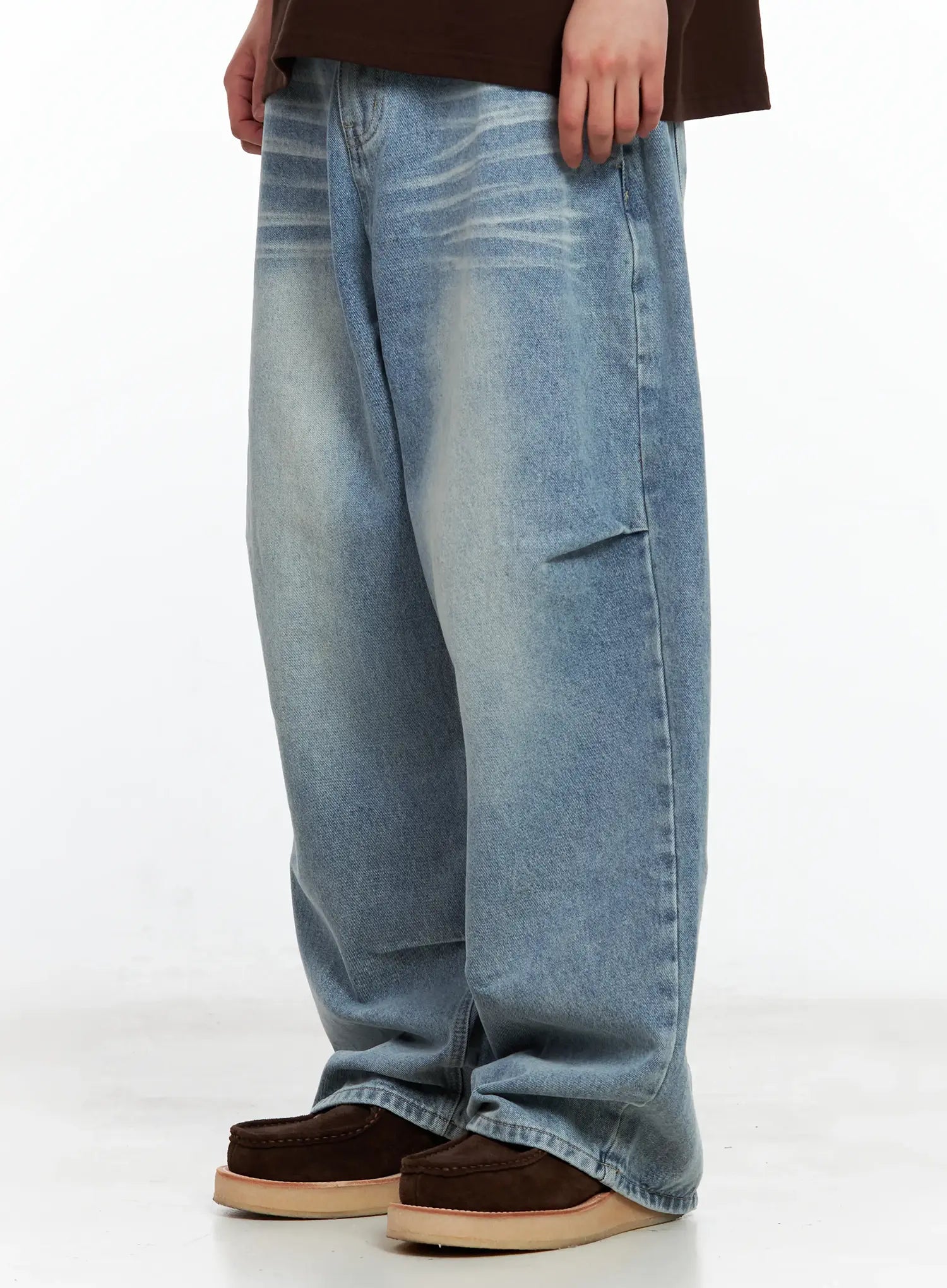 Men's Front-Pleated Washed Wide Denim Pants IL514