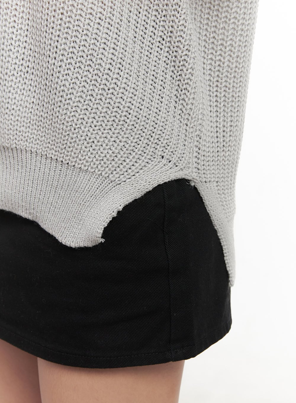 V-Neck Cut-Out Knit Sweater IM524