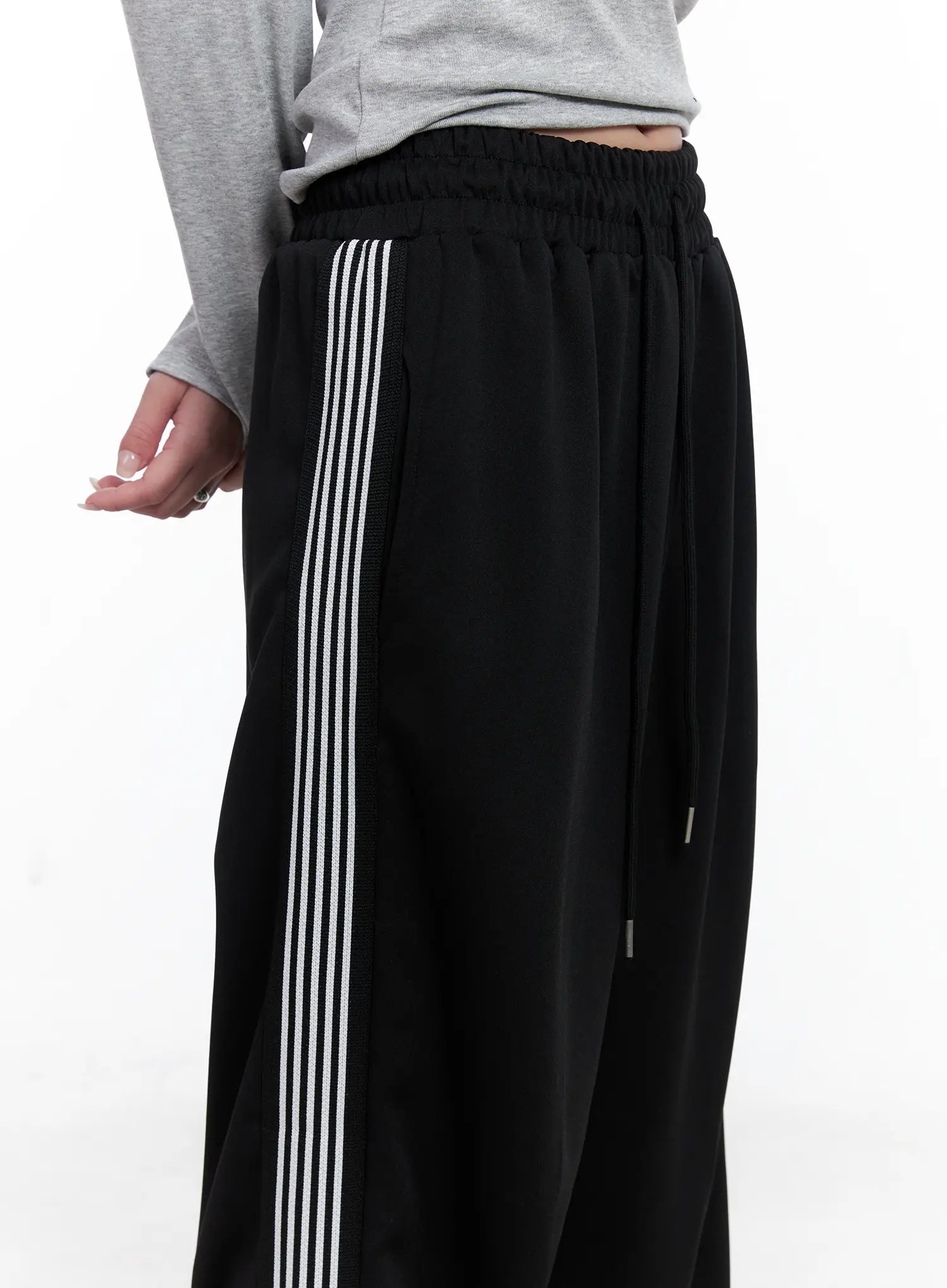 Relaxed-Fit Striped Sweatpants CS529