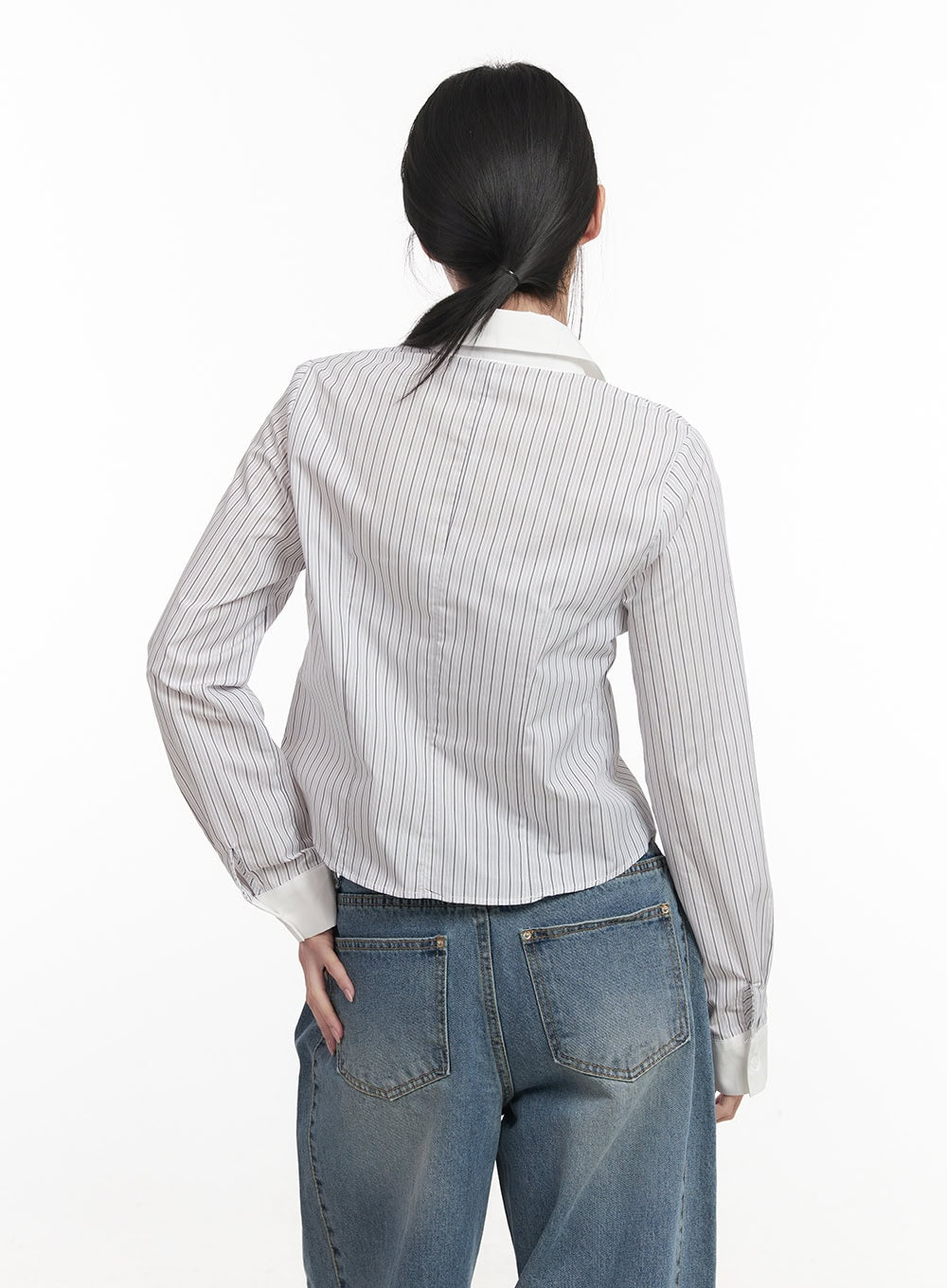 Slim-Fit Collared Striped Button Down CF514