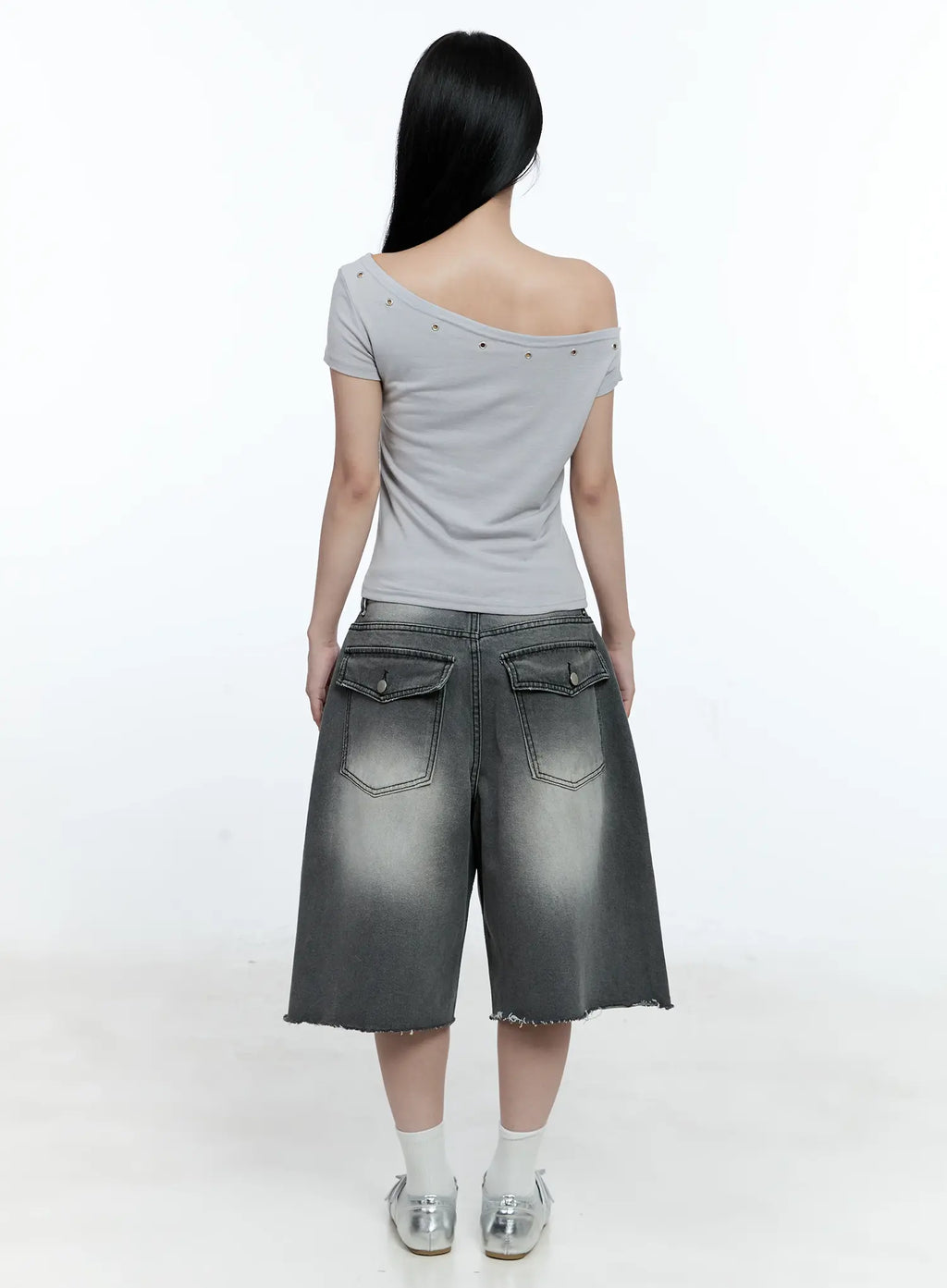 Asymmetric Studded Top CG511
