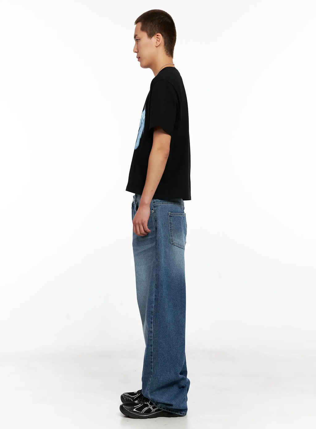 Men's Wide-Leg Washed Denim Jeans IG511