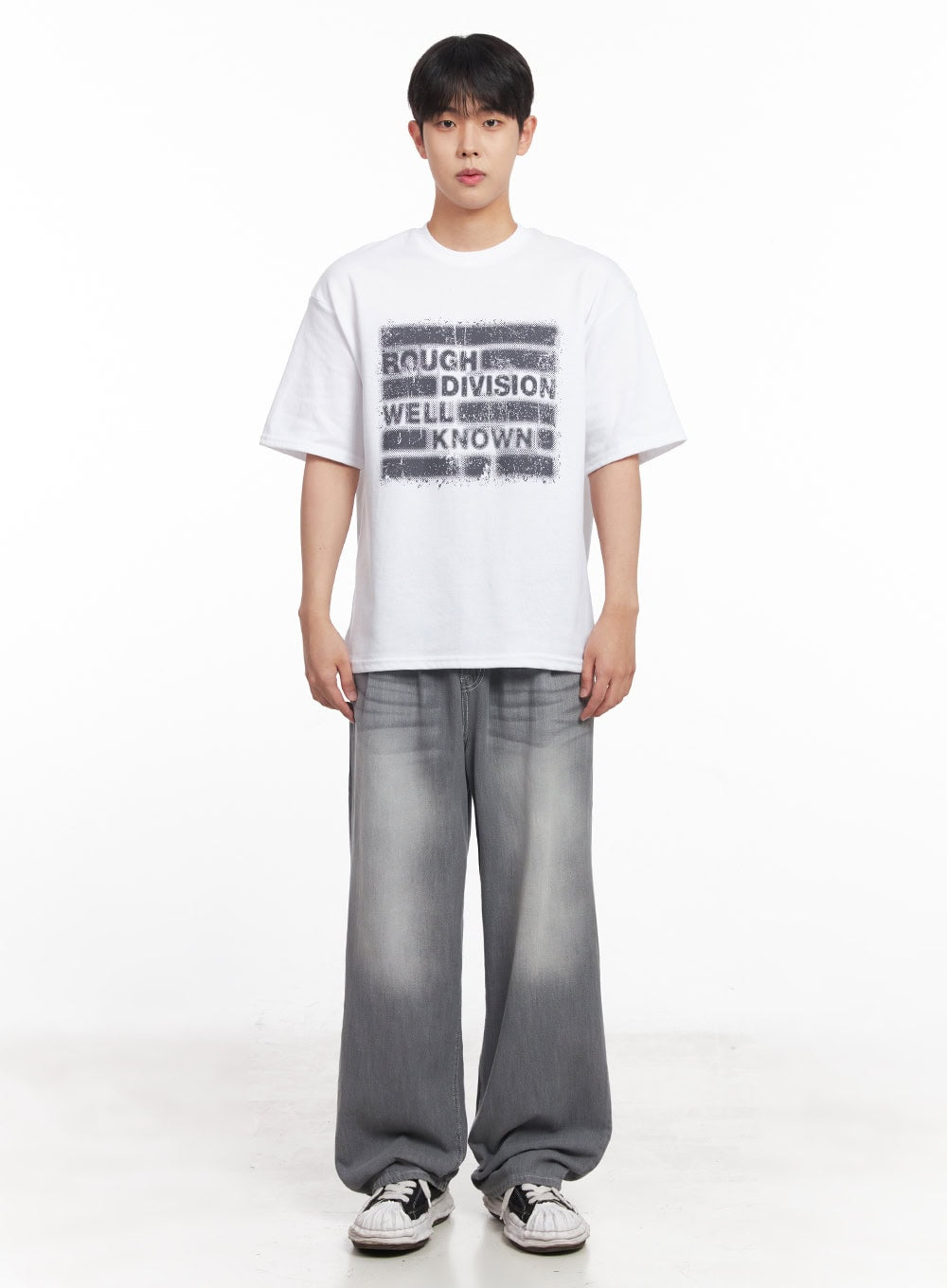 Men's Loose-Fit Graphic T-Shirt IY520