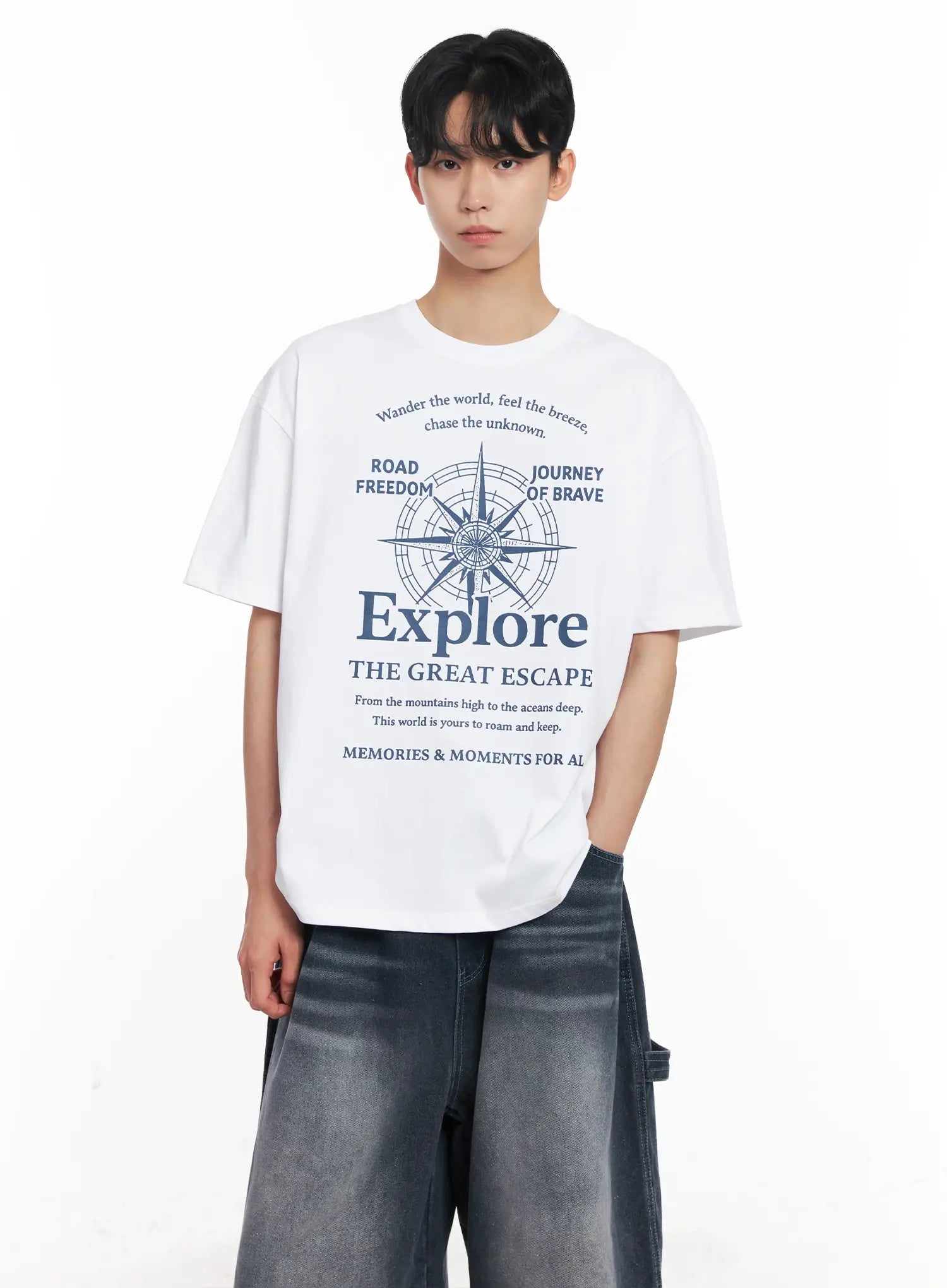 Men's "Explore" Graphic Tee IL504