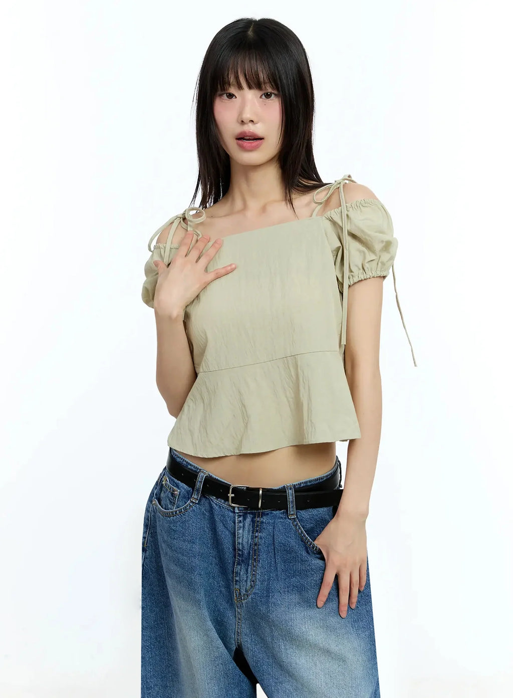 Strappy Off-Shoulder Cropped Blouse IU523
