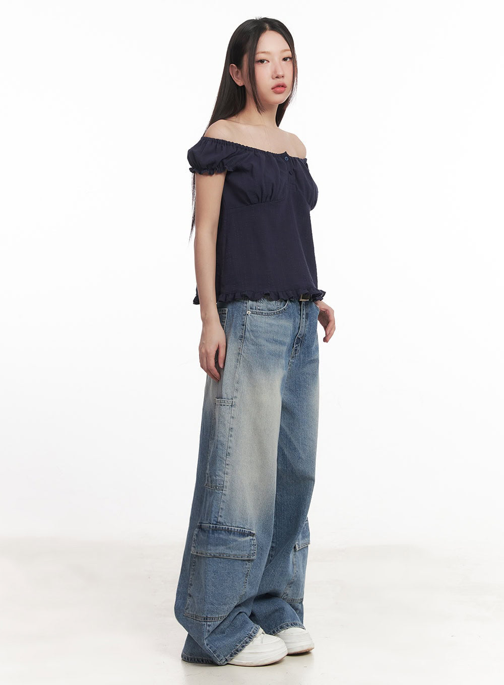 Heather Cargo Washed Wide-Leg Jeans IM528