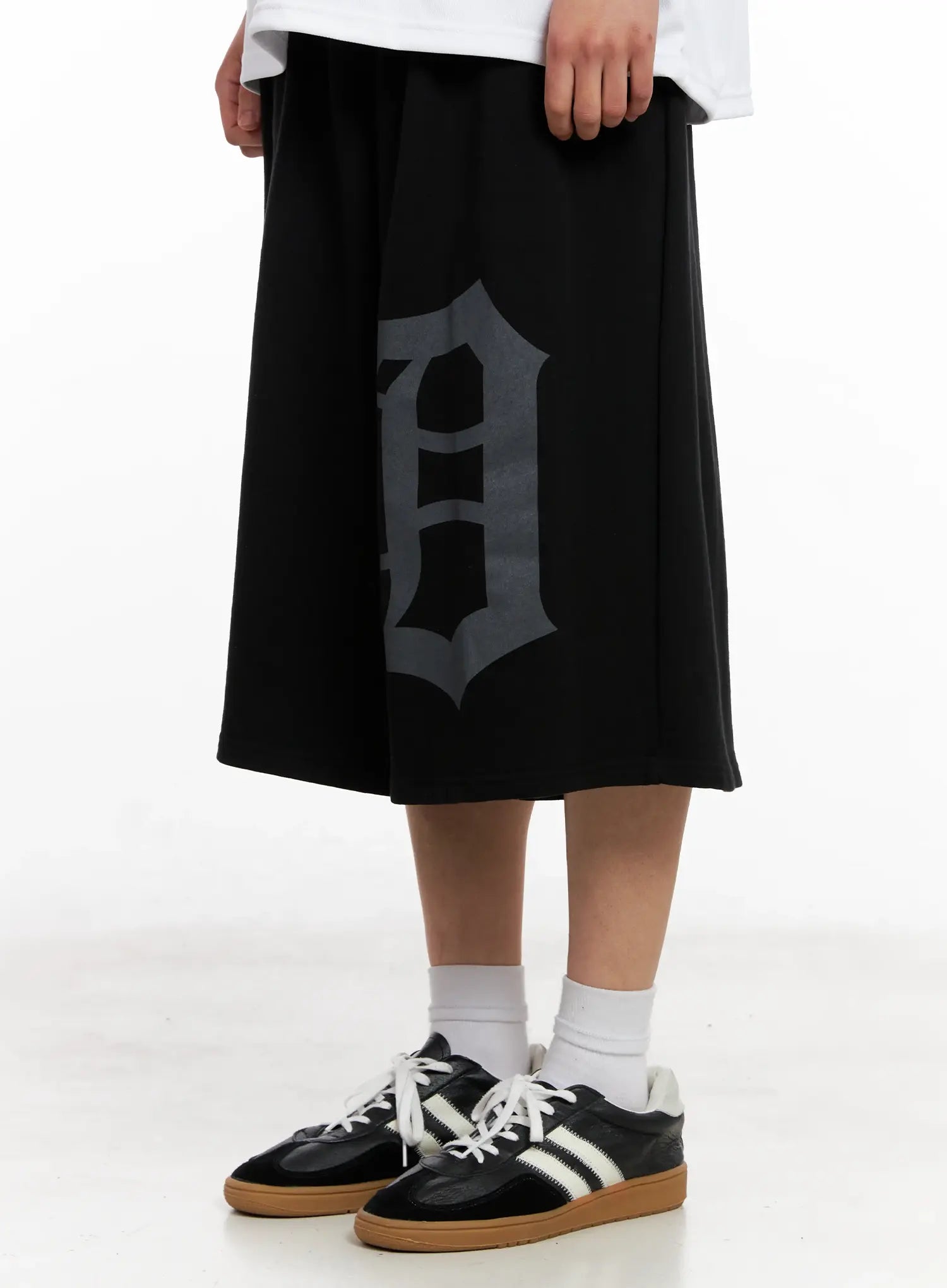 Men's Graphic Sweatshorts IL521