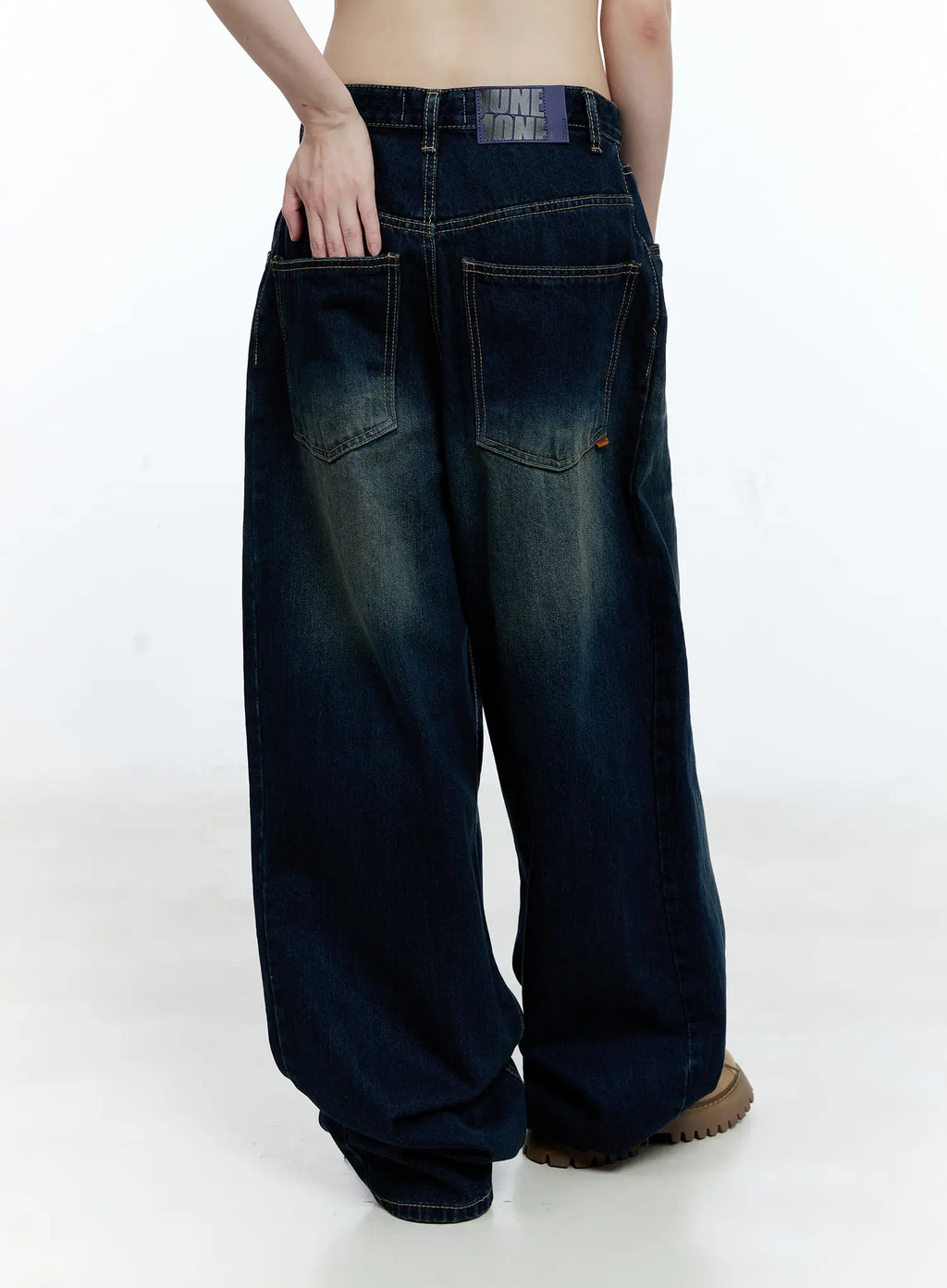 Jinnie Washed Wide-Leg Jeans CG511
