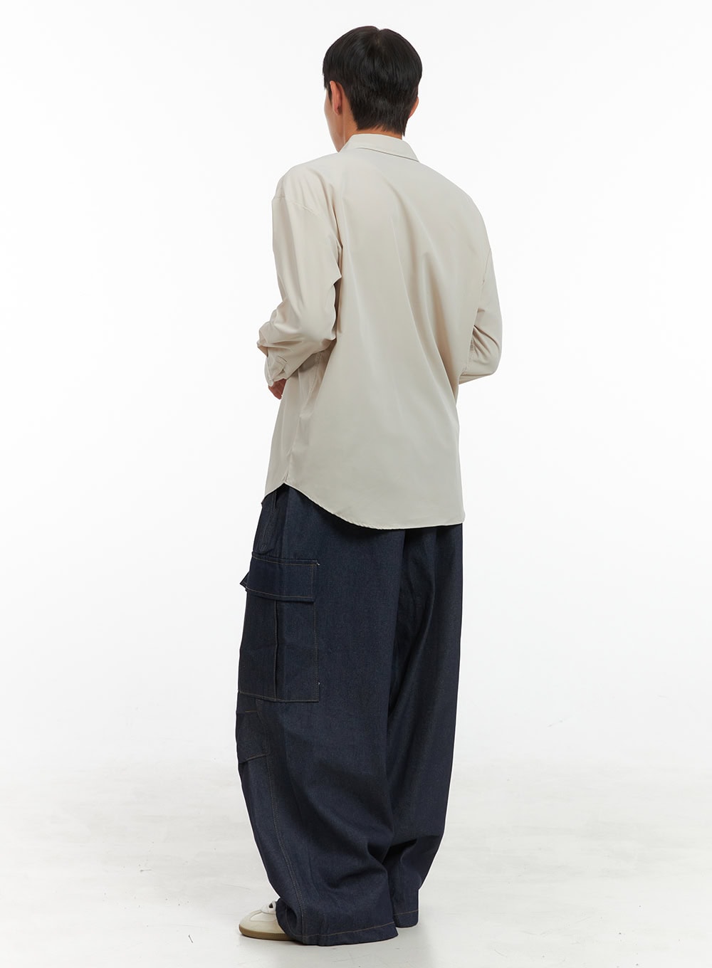 Men's Solid Collared Buttoned Shirt IS420