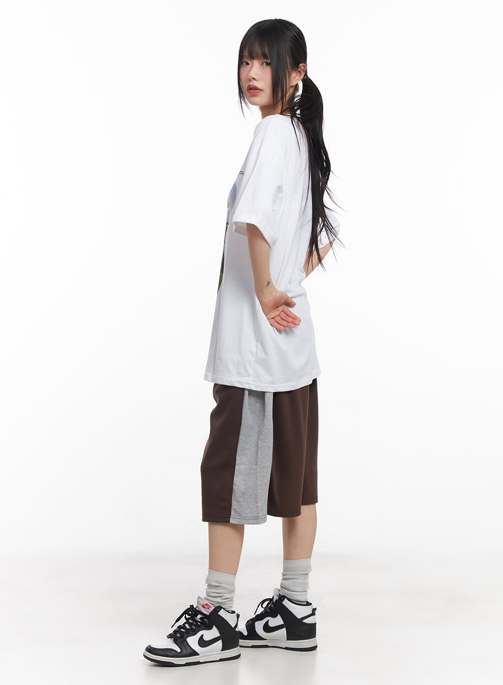 Round-Neck Graphic Tee CY512